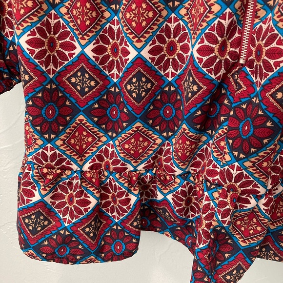 ❤️ one Clothing 
Large -JR -shirtdress
Red/blue - Picture 3 of 4